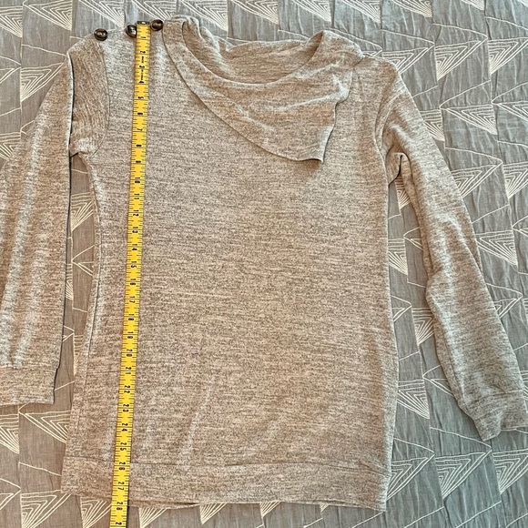 NWOT Women’s Long Sleeve Tunic Top Lightweight Sweater - Picture 13 of 13